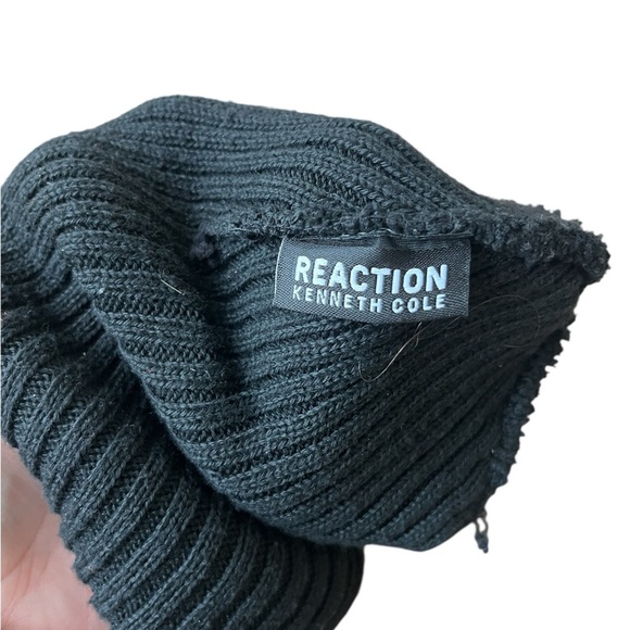Kenneth Cole Reaction Black Knit Beanie Unisex Ribbed Cuffed Winter Hat Adult - Picture 3 of 5
